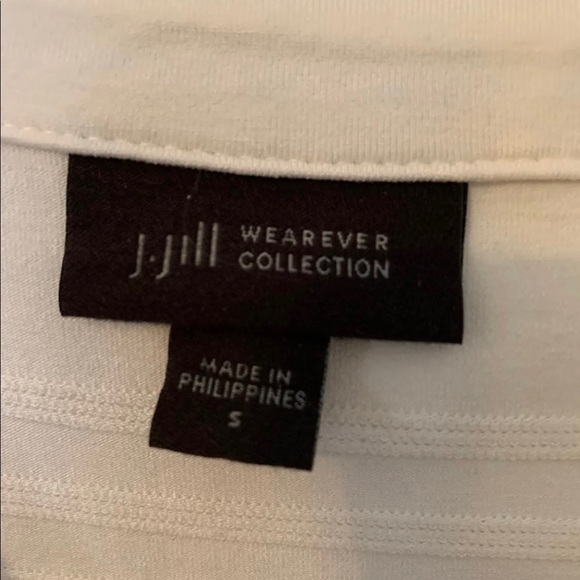 J.Jill Wearever Textured-Stripes V-Neck Tunic. Small - Picture 2 of 3